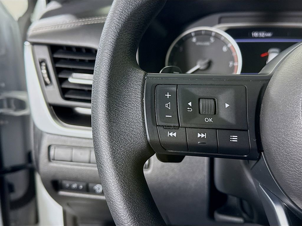 Certified 2024 Nissan Rogue SV image 20