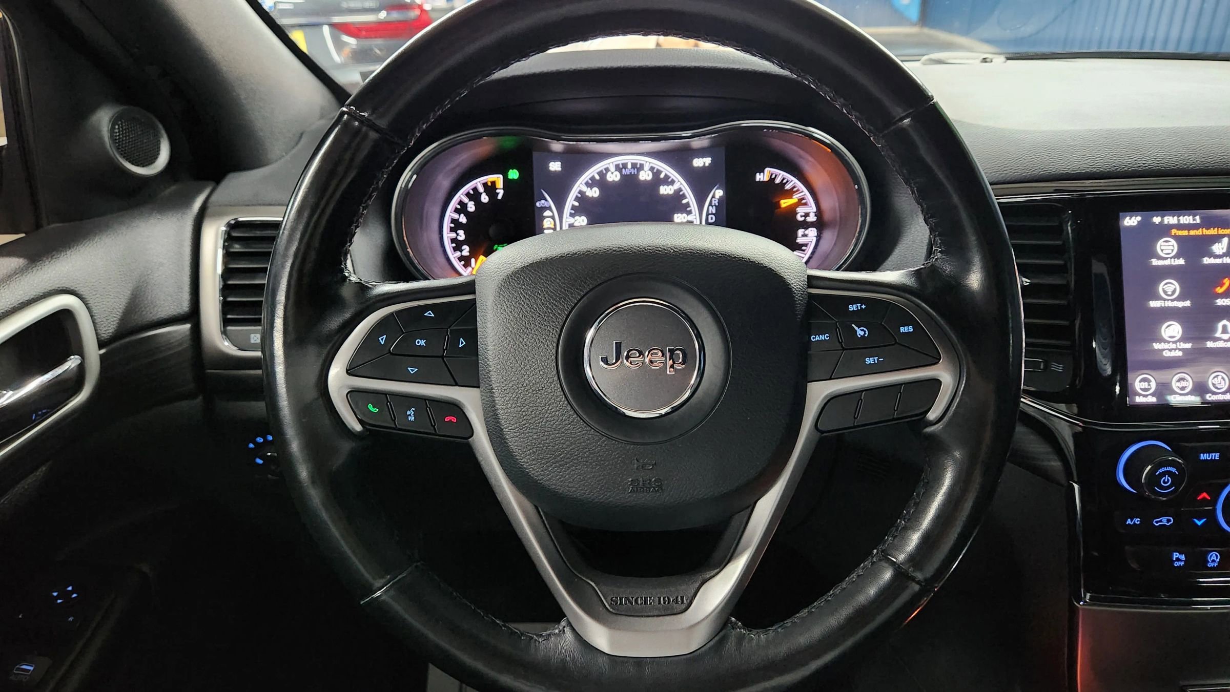 Used 2020 Jeep Grand Cherokee Laredo w/ Quick Order Package 2BN North image 20