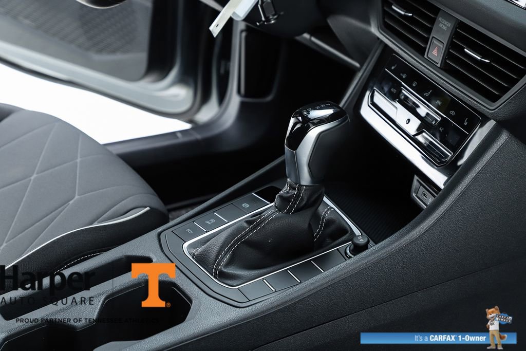 Used 2025 Volkswagen Jetta Sport image 69