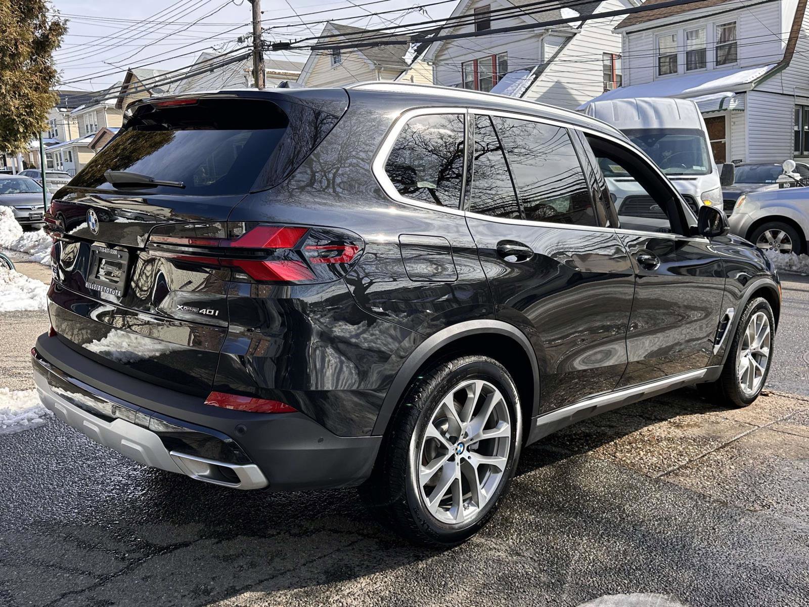 Used 2026 BMW X5 xDrive40i w/ Premium Package AWD/4WD image 5