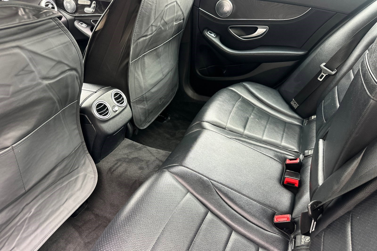 Used 2015 Mercedes-Benz C 300 4MATIC Sedan image 27