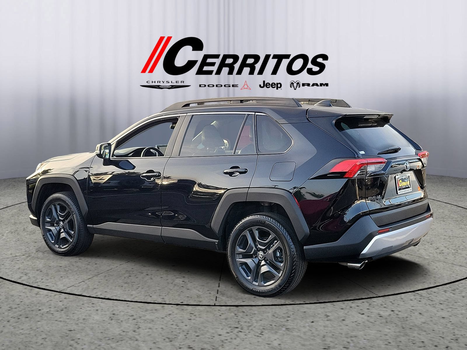Used 2024 Toyota RAV4 Adventure AWD/4WD image 2