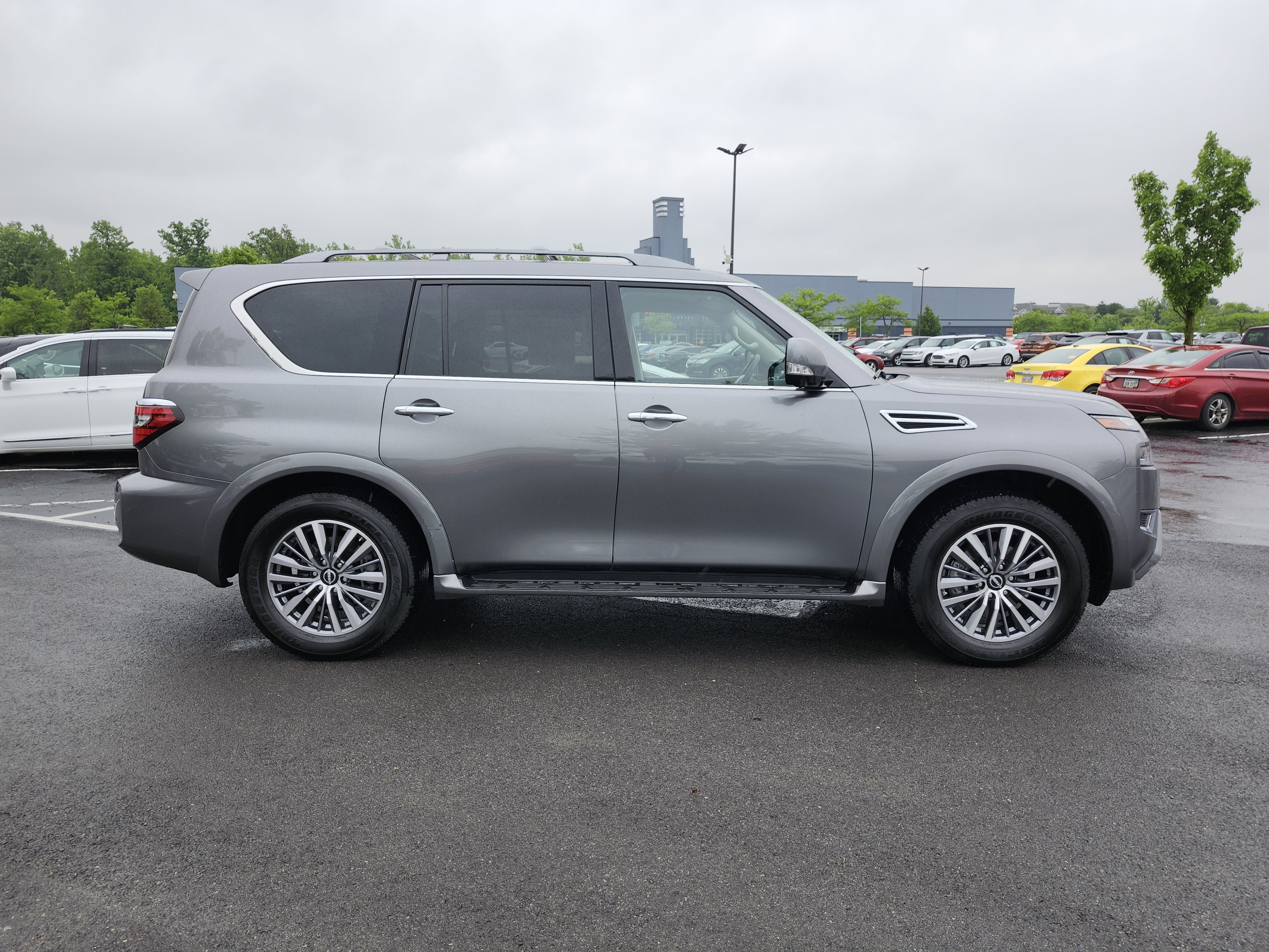 Used 2023 Nissan Armada SL w/ Captain's Chairs Package AWD/4WD image 20
