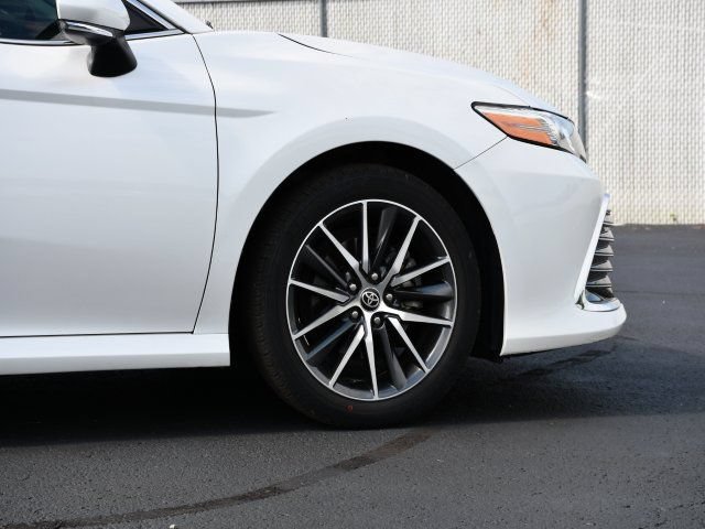 Used 2022 Toyota Camry XLE w/ Protection Package (Q2) (TMS) FWD image 9