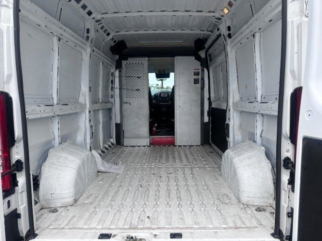 Used 2025 RAM ProMaster 2500 w/ Safety Group FWD image 9