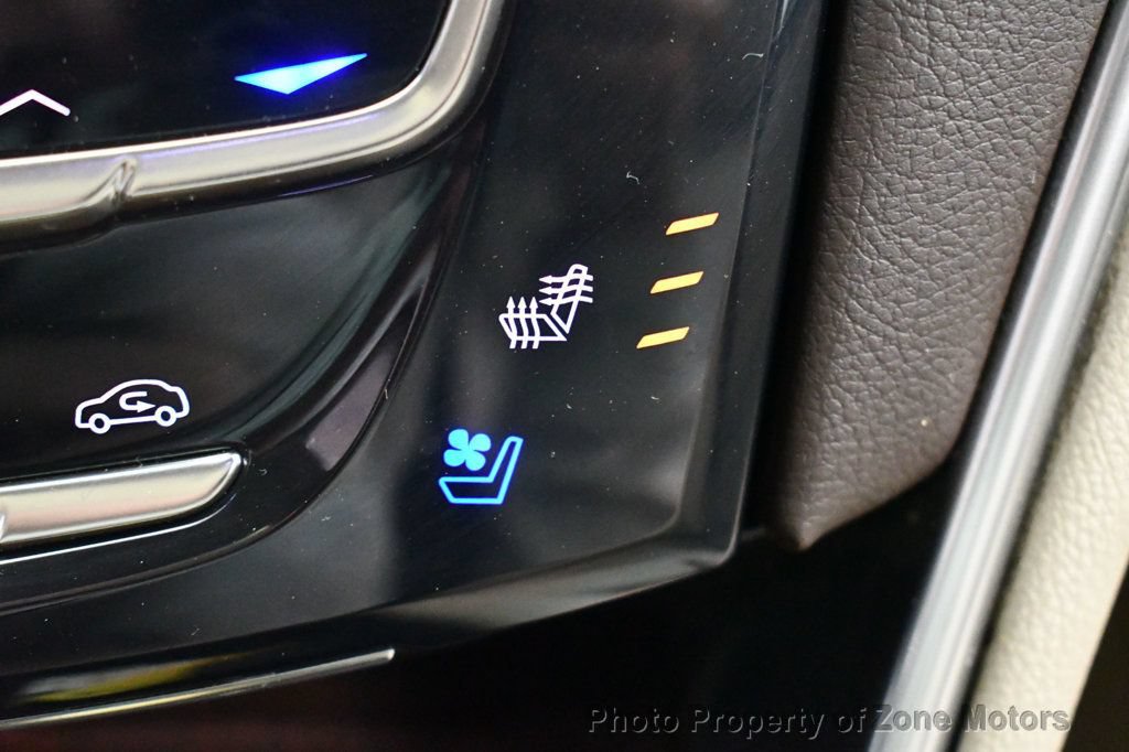 Used 2013 Cadillac XTS Premium FWD image 41