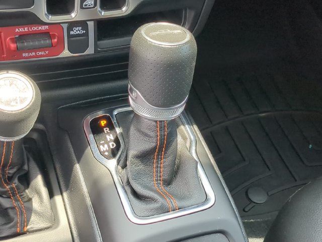 Used 2022 Jeep Gladiator Mojave w/ LED Lighting Group AWD/4WD image 29
