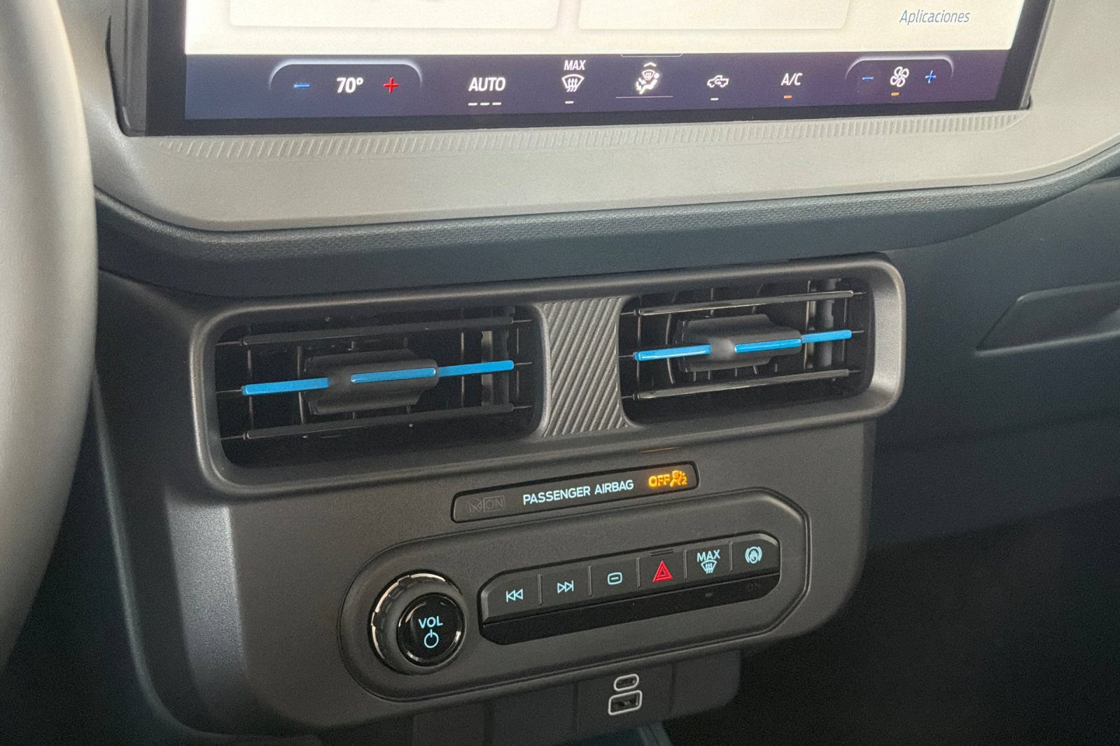 New 2026 Ford Maverick Lobo AWD/4WD image 21