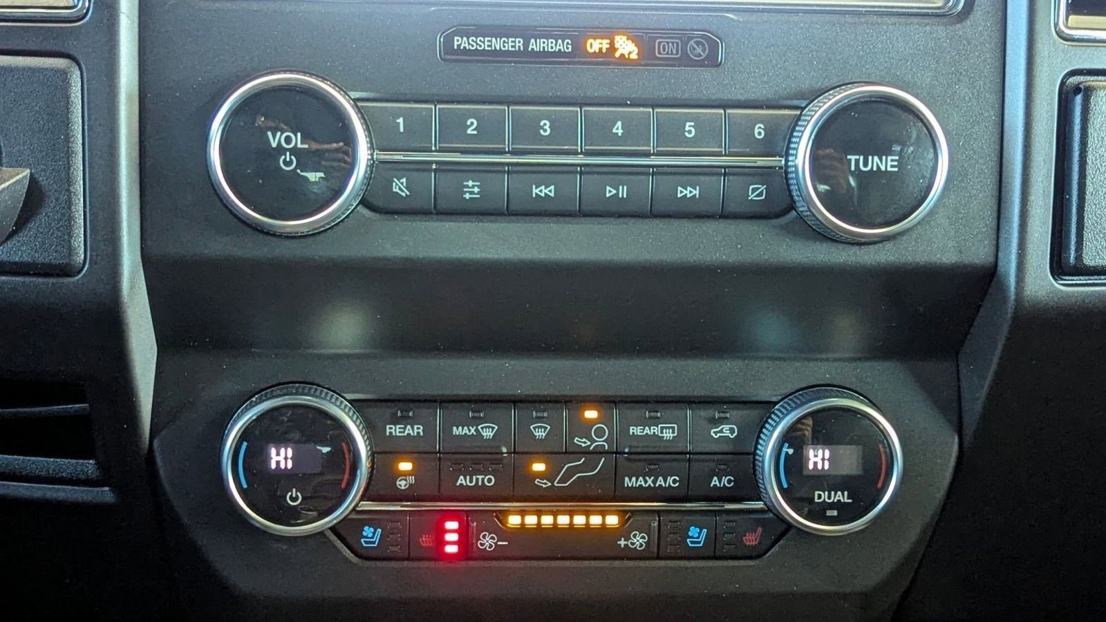 Used 2019 Ford Expedition Limited w/ Equipment Group 301A image 28