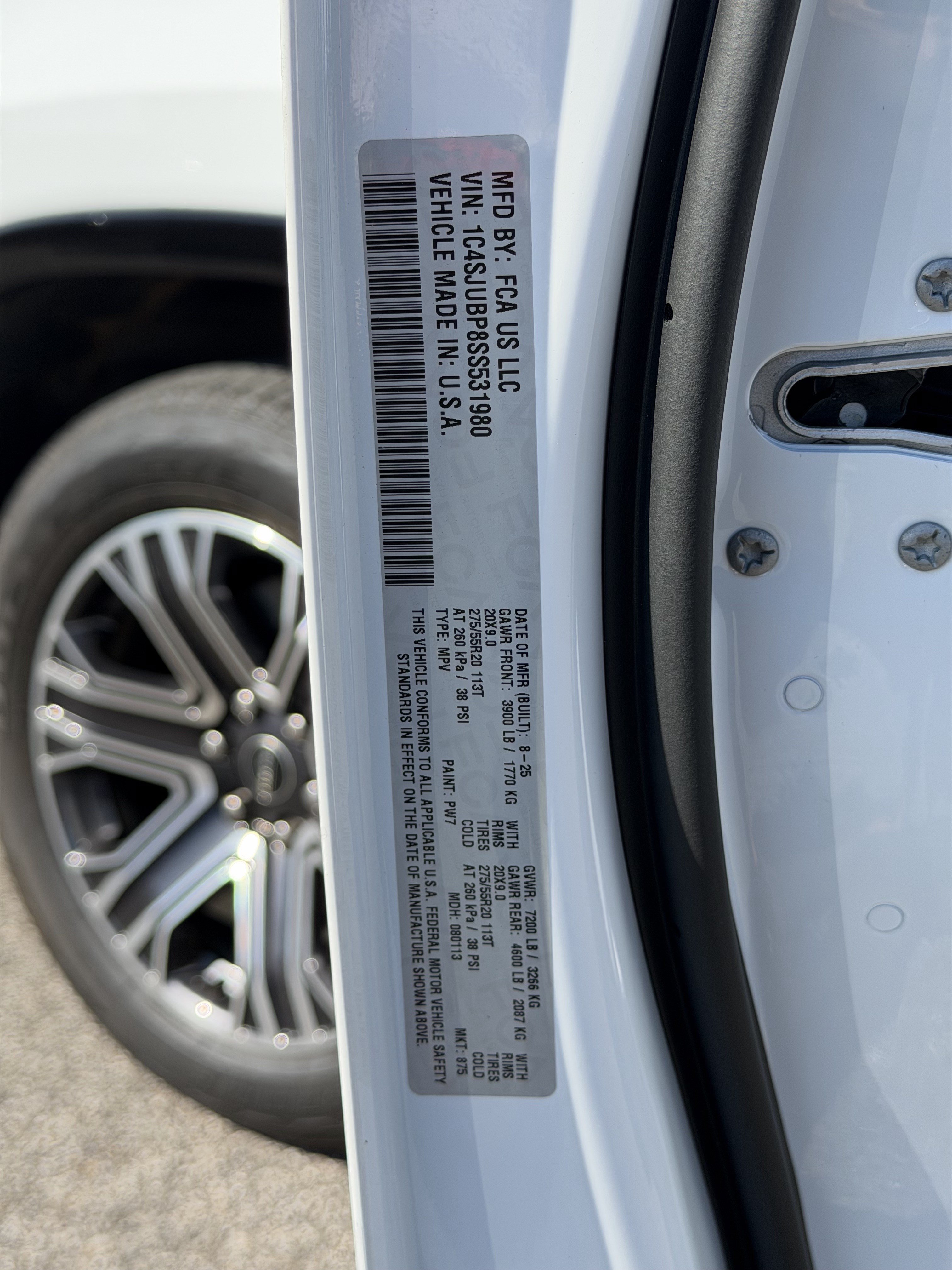 Used 2025 Jeep Wagoneer Series II RWD image 17