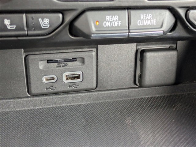 Used 2021 Chevrolet Tahoe Premier w/ Texas Edition image 25