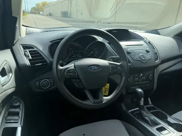 Used 2017 Ford Escape SE w/ SE Cold Weather Package AWD/4WD image 15