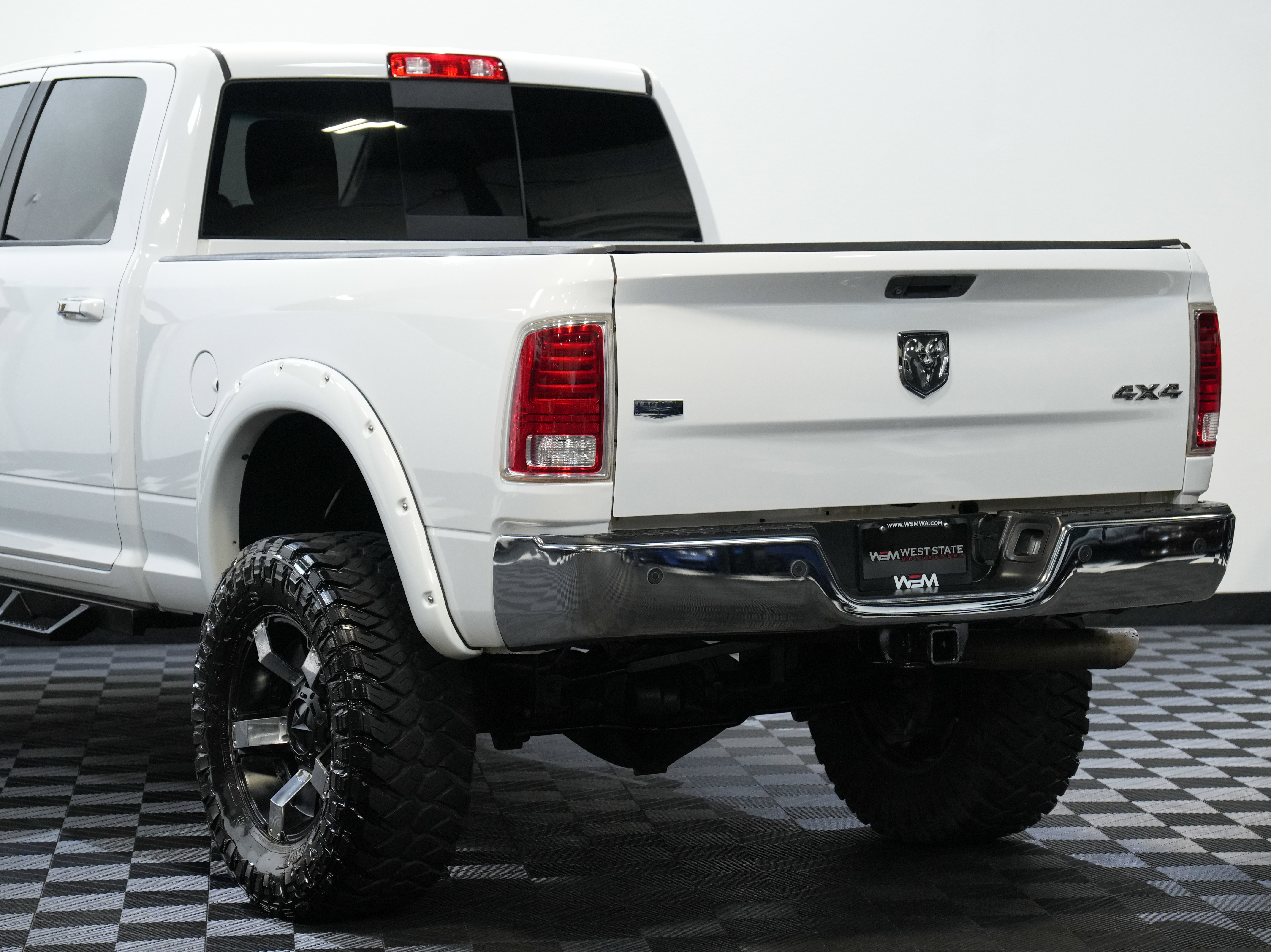 Used 2015 RAM 2500 Laramie w/ Convenience Group image 15