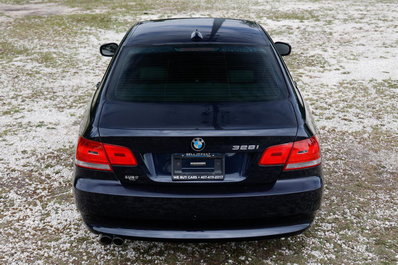 Used 2010 BMW 328i Coupe w/ Premium Pkg image 9