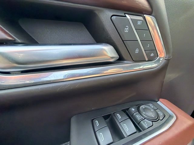Used 2024 GMC Sierra 2500 Denali Ultimate w/ Max Trailering Package AWD/4WD image 9
