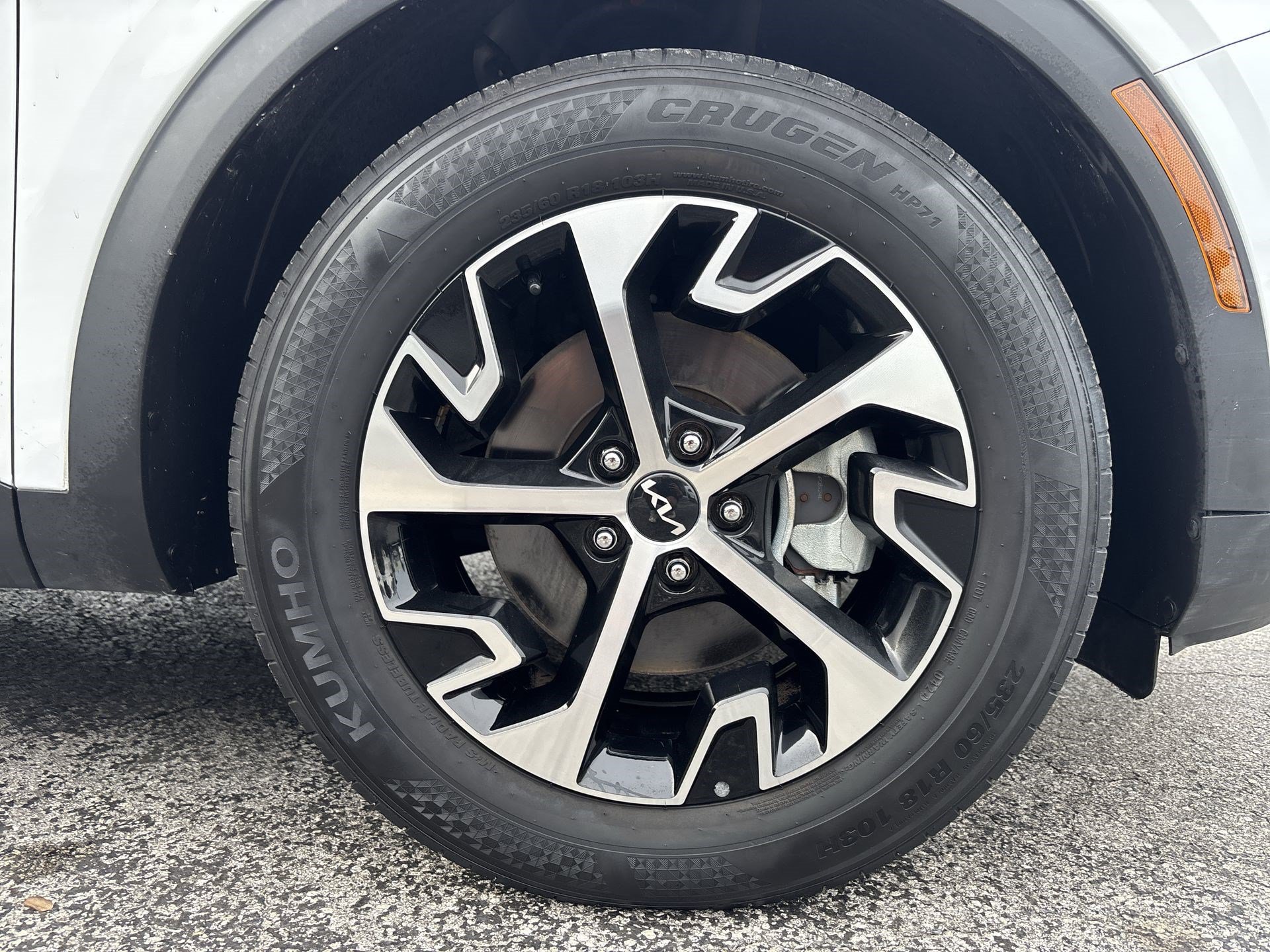 Used 2024 Kia Sportage EX FWD image 18