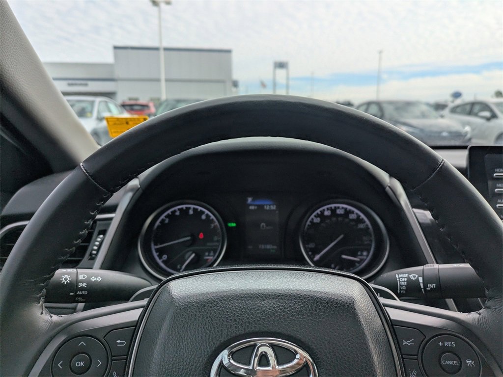 Used 2024 Toyota Camry SE image 30