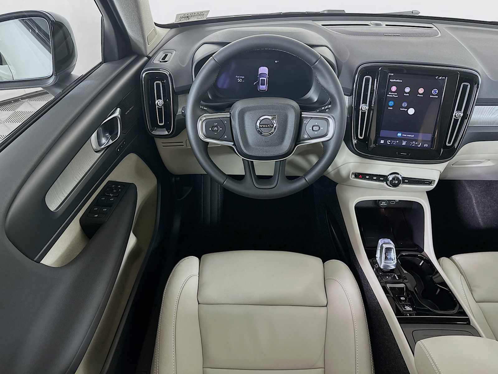 New 2026 Volvo XC40 B5 Plus w/ Protection Package Premier image 20