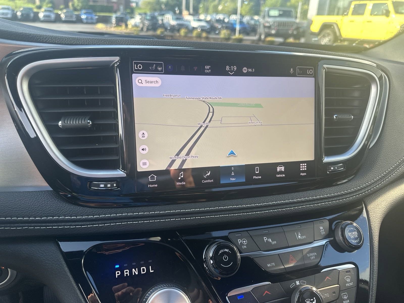 New 2024 Chrysler Pacifica Premium FWD image 36