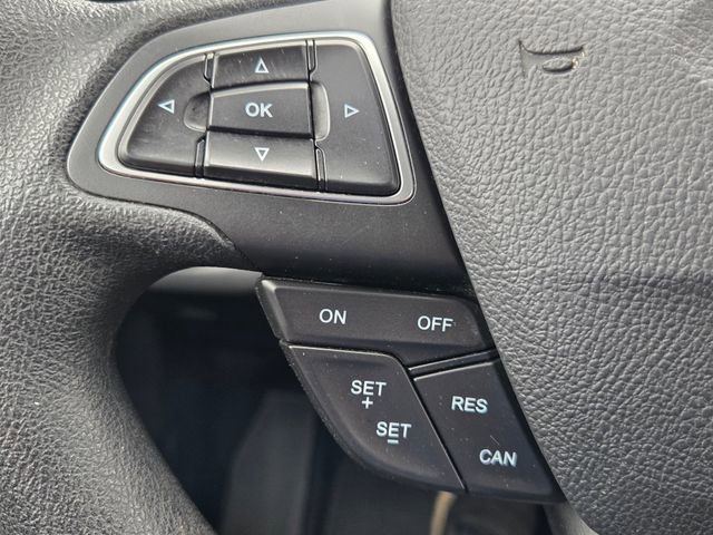 Used 2017 Ford Escape SE w/ Equipment Group 201A image 14