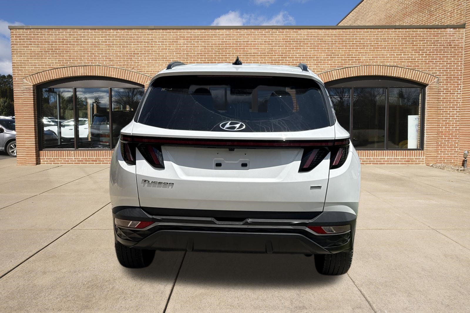 Certified 2023 Hyundai Tucson SEL w/ Convenience Package AWD/4WD image 4