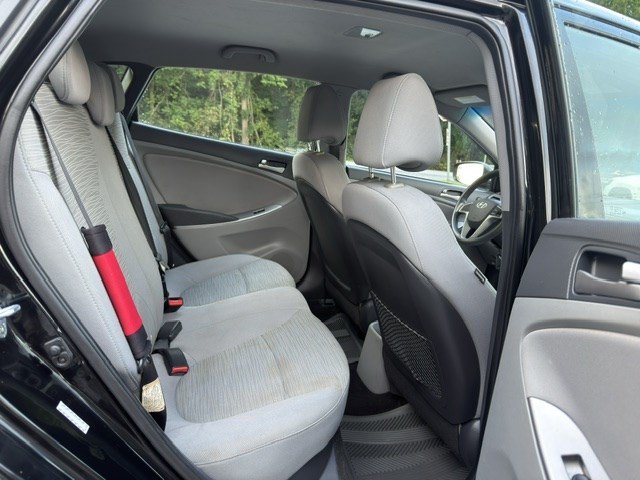 Used 2017 Hyundai Accent SE FWD image 10