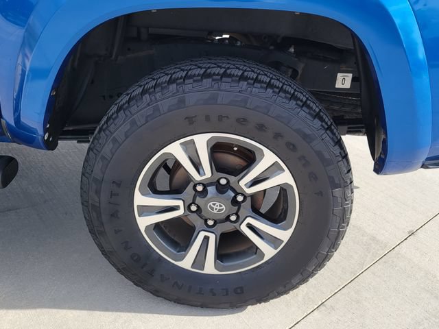 Used 2016 Toyota Tacoma TRD Sport w/ Towing Package RWD image 14