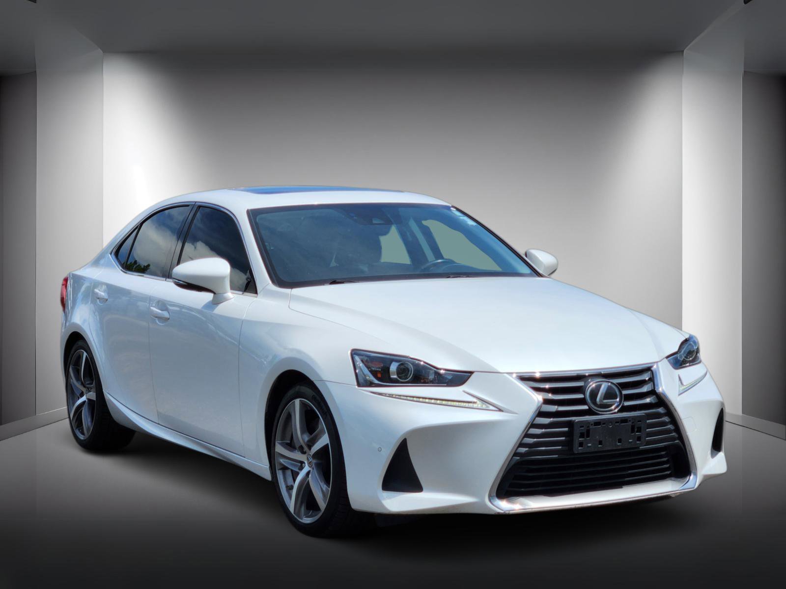 Used 2018 Lexus IS 300 AWD w/ Comfort Package image 4