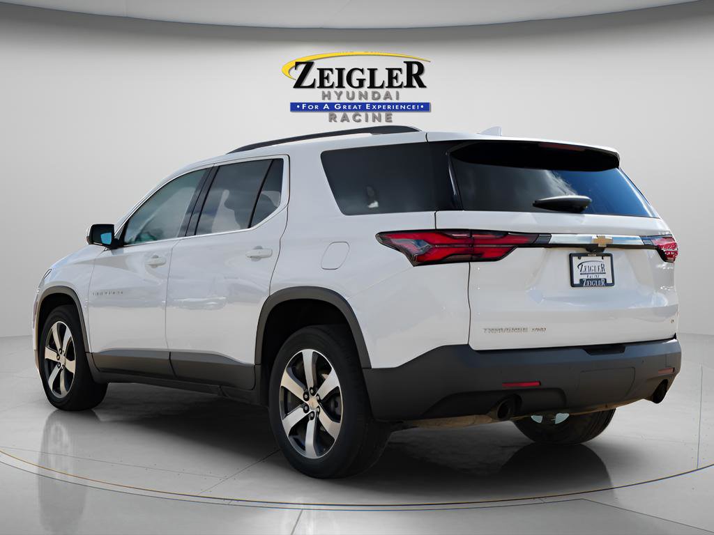 Used 2023 Chevrolet Traverse LT w/ LT Premium Package AWD/4WD image 6