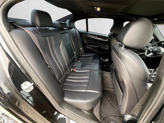 Used 2018 BMW 540i w/ M Sport Package RWD image 25