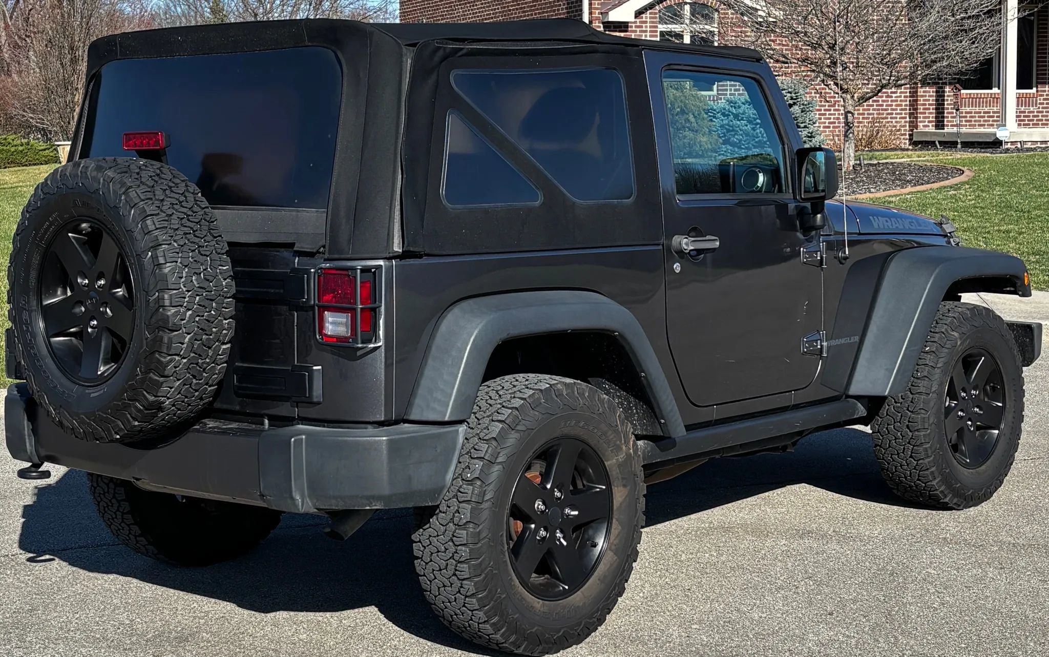 Used 2017 Jeep Wrangler Sport AWD/4WD image 5