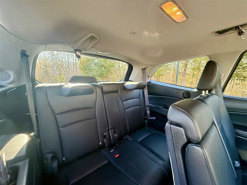 Used 2018 Honda Pilot Touring image 26