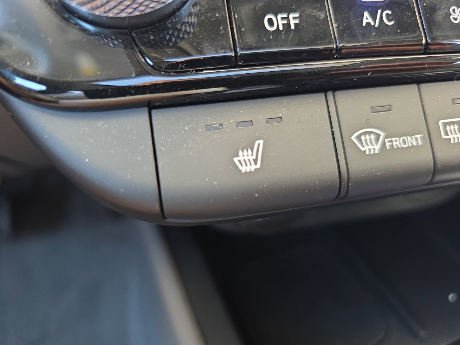 Used 2024 Hyundai Elantra SEL w/ Convenience Package FWD image 23