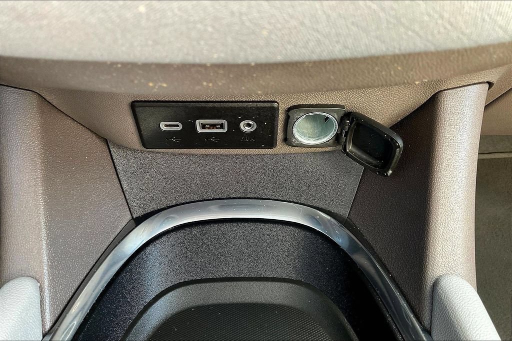 Used 2022 Chevrolet Malibu LS w/ Driver Confidence Package II FWD image 19