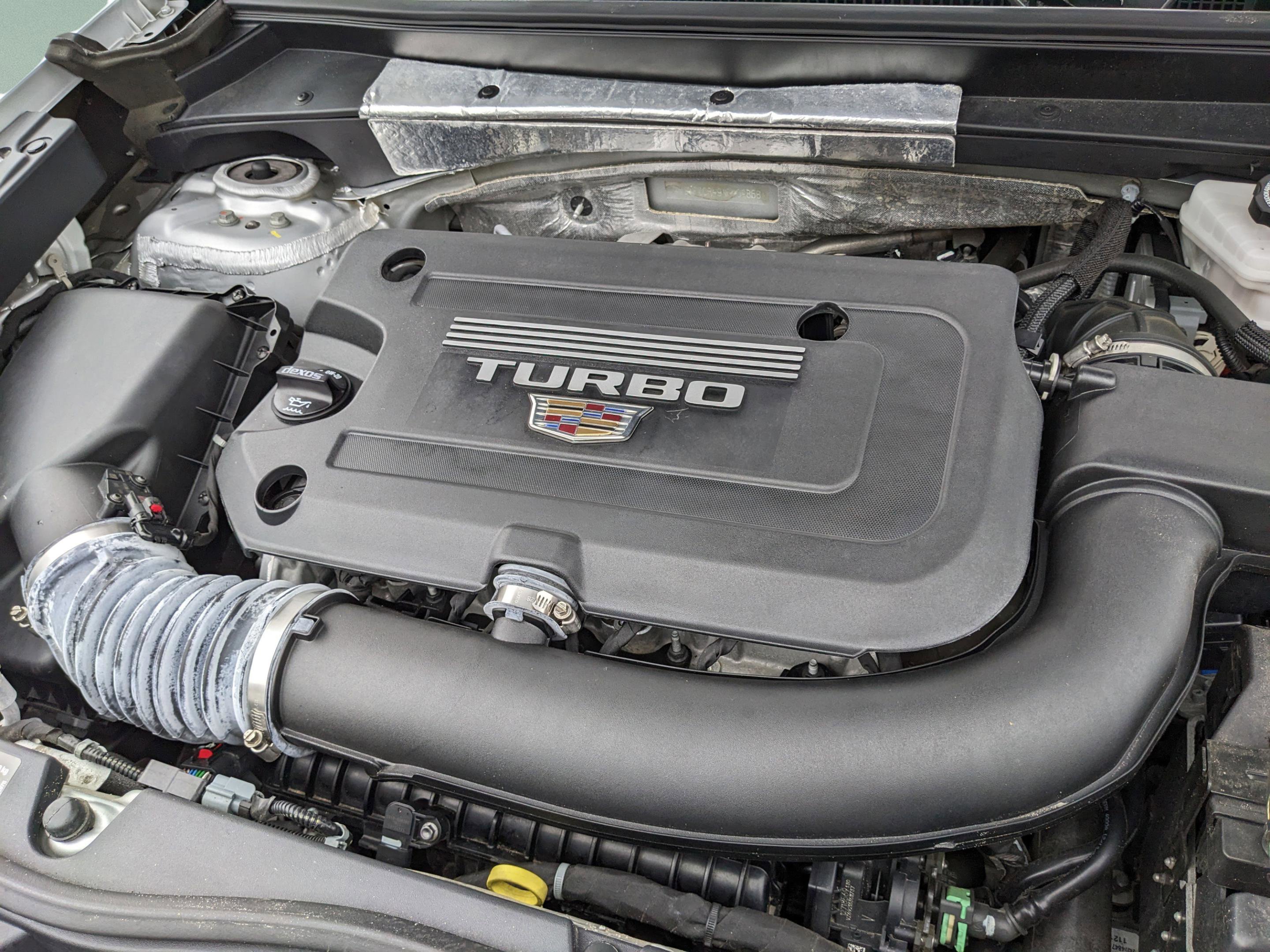 Used 2022 Cadillac XT4 Premium Luxury w/ Safety Alert Package image 12