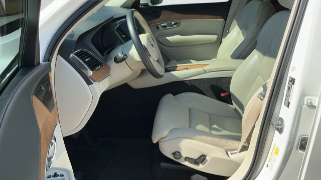 Used 2020 Volvo XC90 T6 Inscription w/ Protection Package Premier AWD/4WD image 20