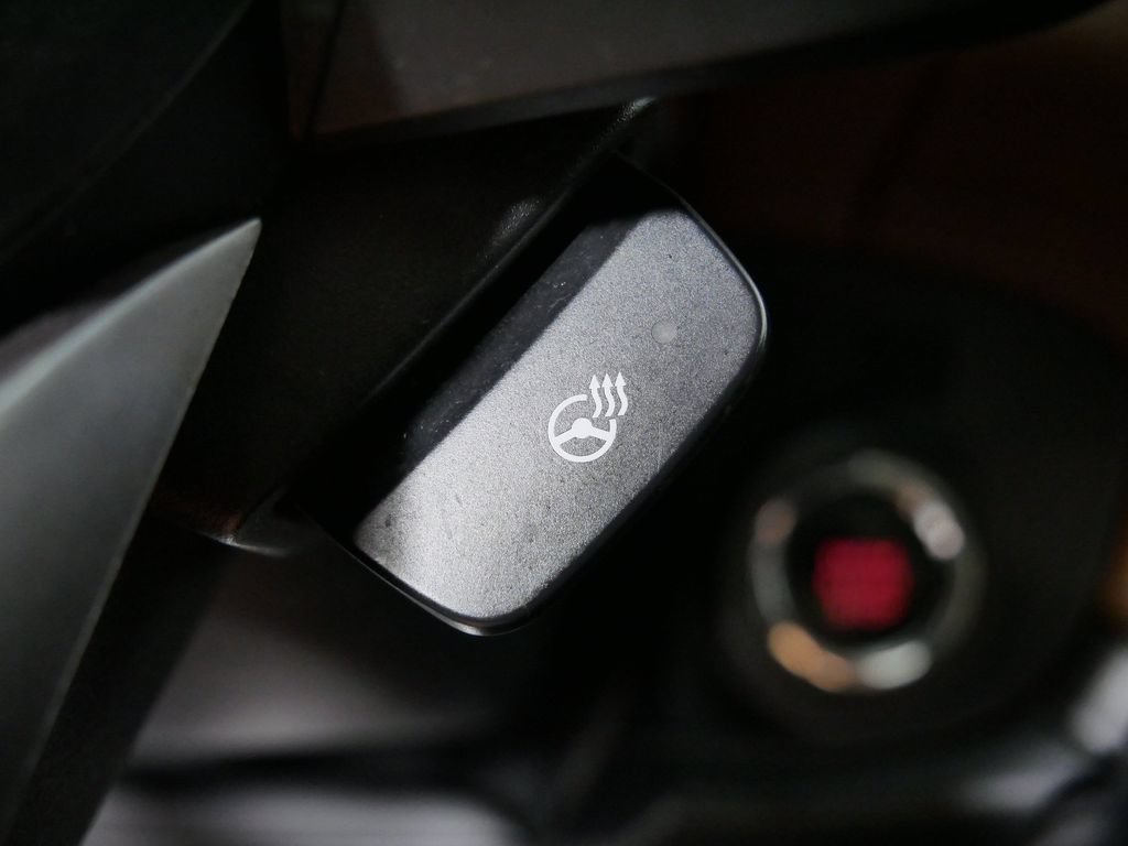 Used 2021 Subaru Outback Touring AWD/4WD image 30