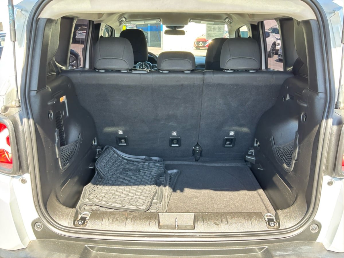 Used 2019 Jeep Renegade Sport AWD/4WD image 24