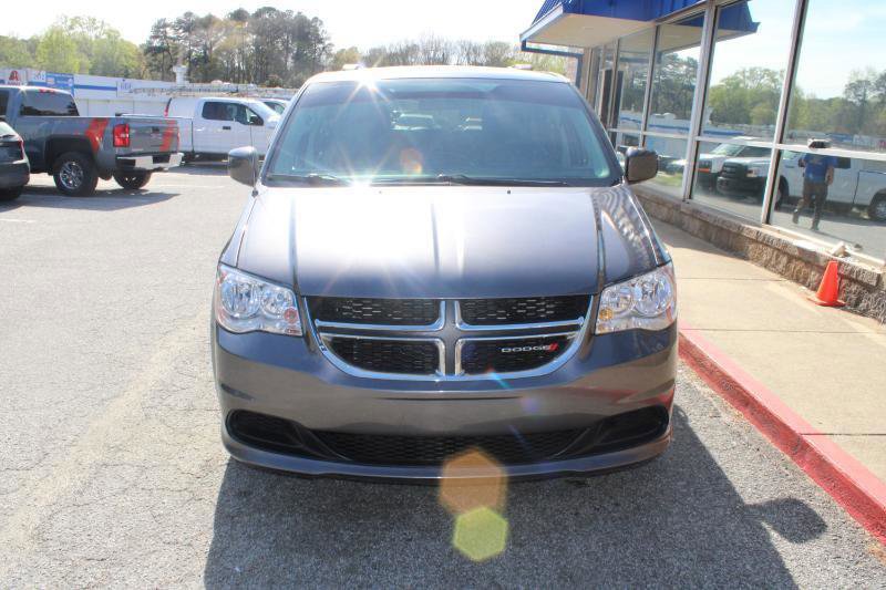 Used 2016 Dodge Grand Caravan SXT w/ Rear Park Assist Package image 2