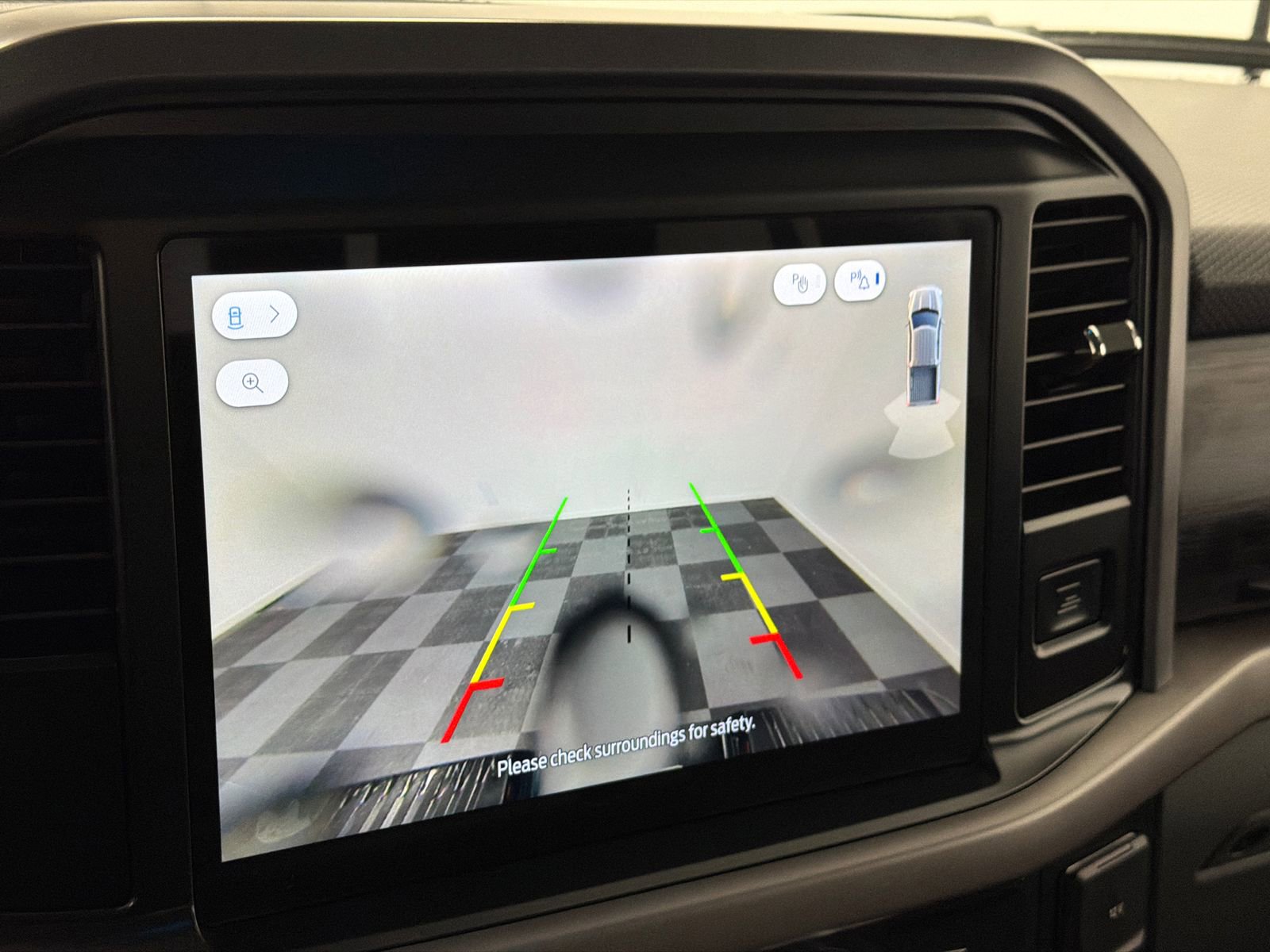 Used 2025 Ford F150 XLT w/ Equipment Group 301A Standard image 25