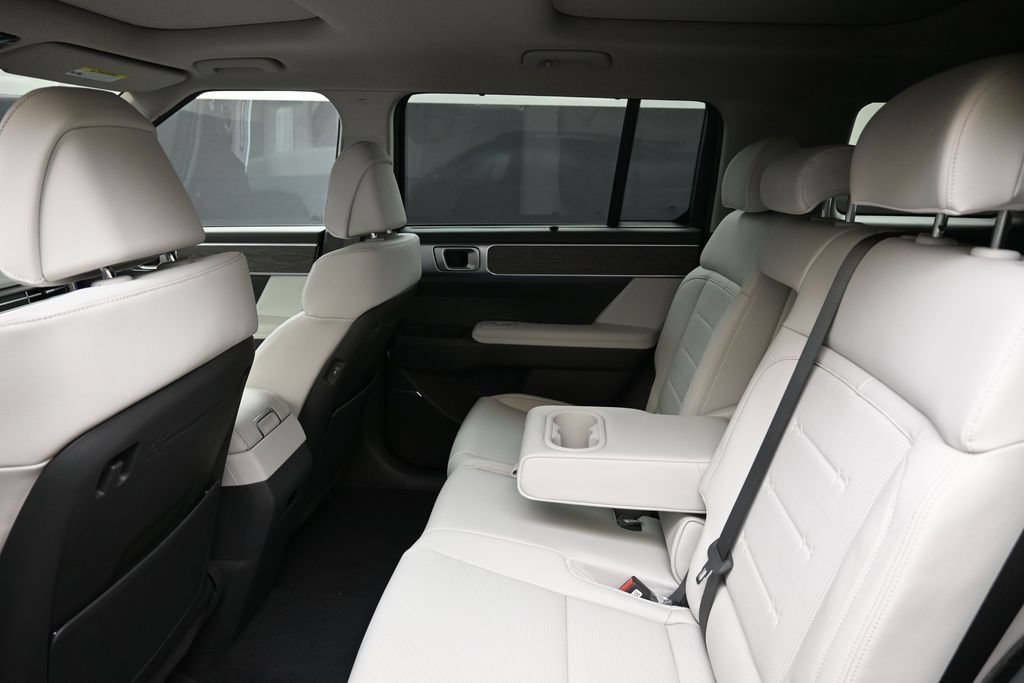 New 2026 Hyundai Santa Fe Limited AWD/4WD image 18