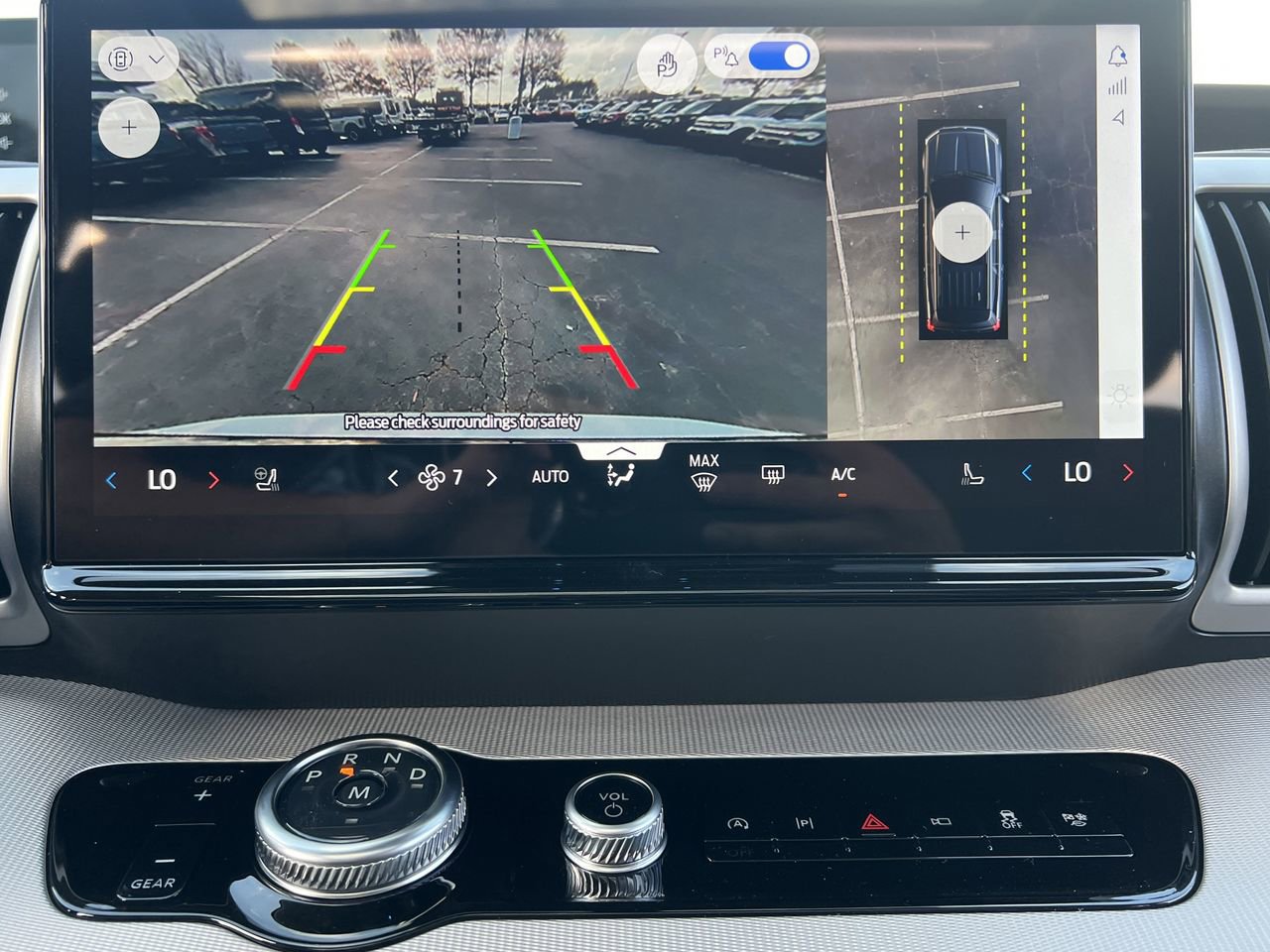 New 2026 Ford Expedition Active image 4