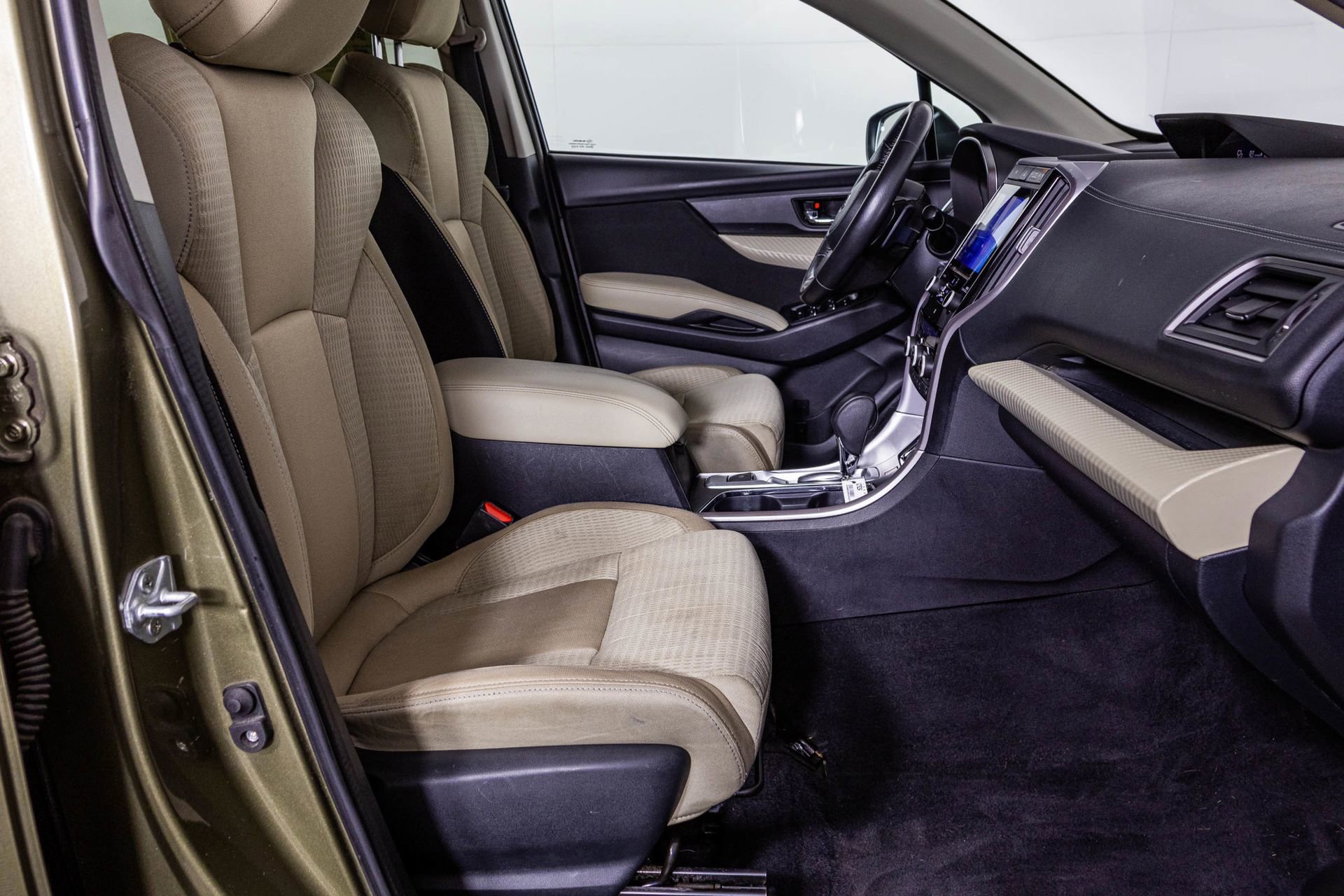 Used 2022 Subaru Ascent Premium w/ Convenience Package image 47