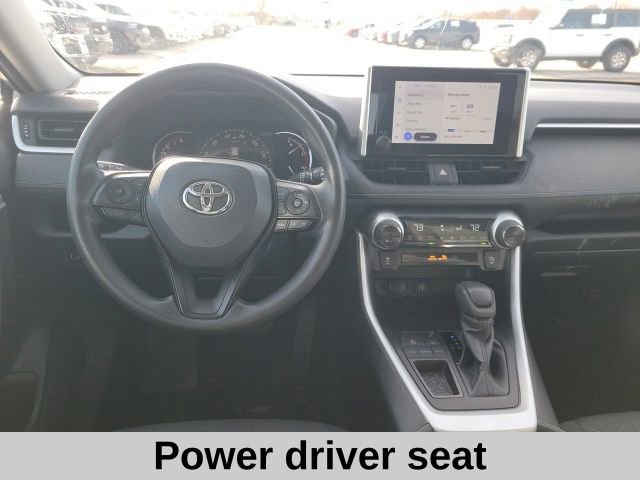 Used 2024 Toyota RAV4 XLE image 4