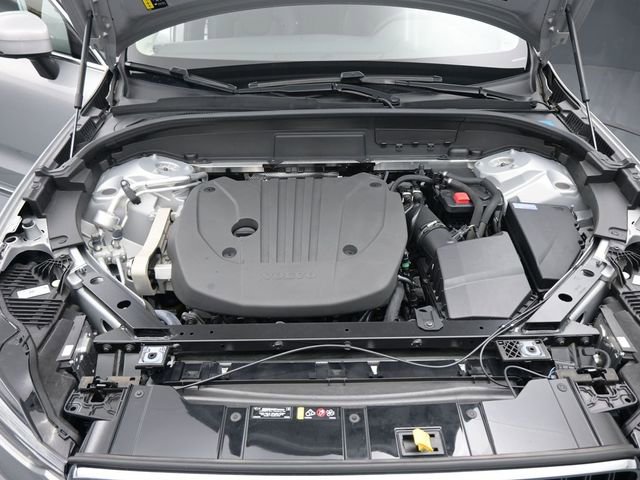 Used 2023 Volvo XC60 B5 Plus w/ Protection Package image 30