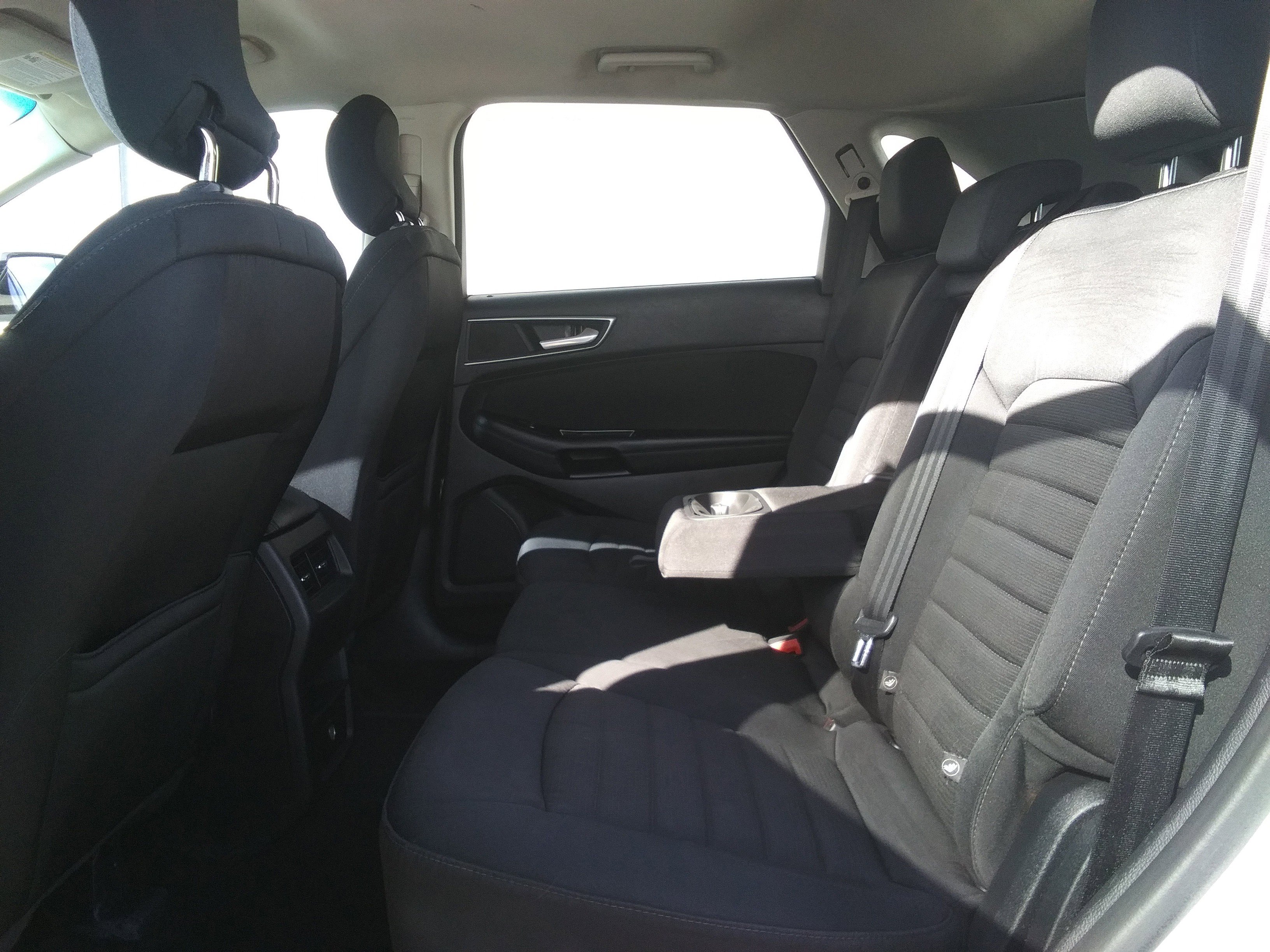 Used 2015 Ford Edge SEL FWD image 9