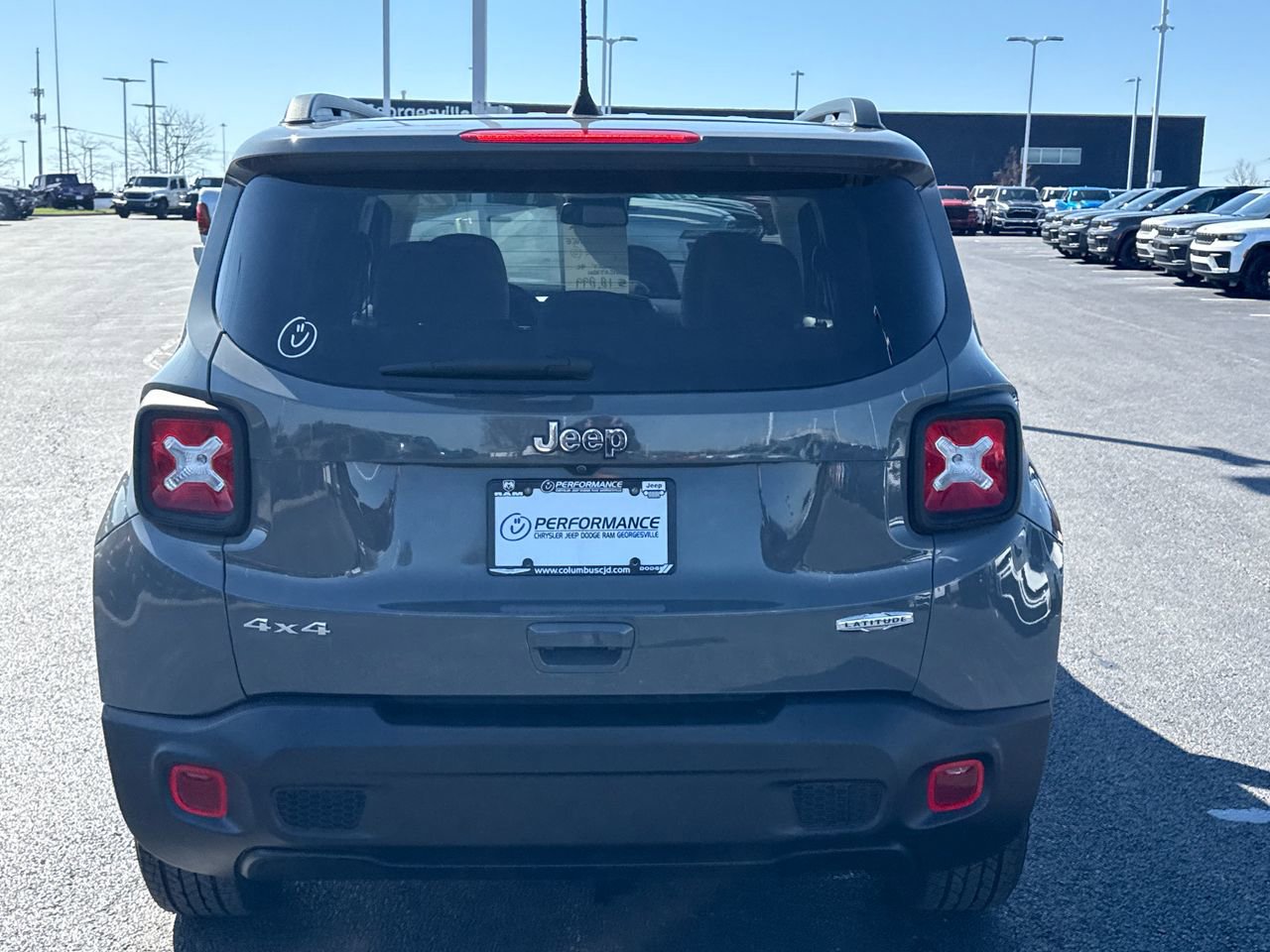 Used 2022 Jeep Renegade Latitude w/ Convenience Group AWD/4WD image 4