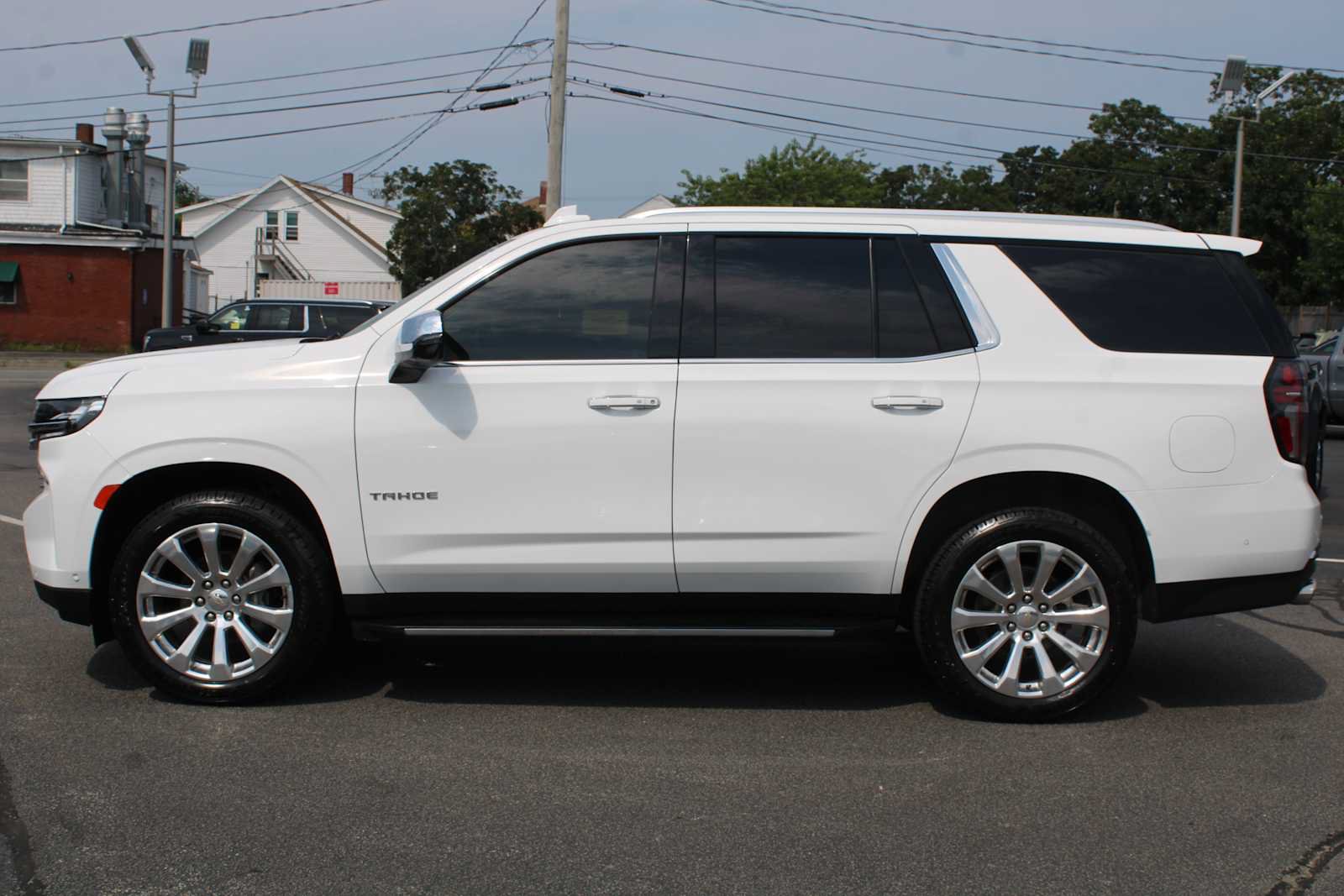 Certified 2023 Chevrolet Tahoe Premier w/ Advanced Technology Package AWD/4WD image 4