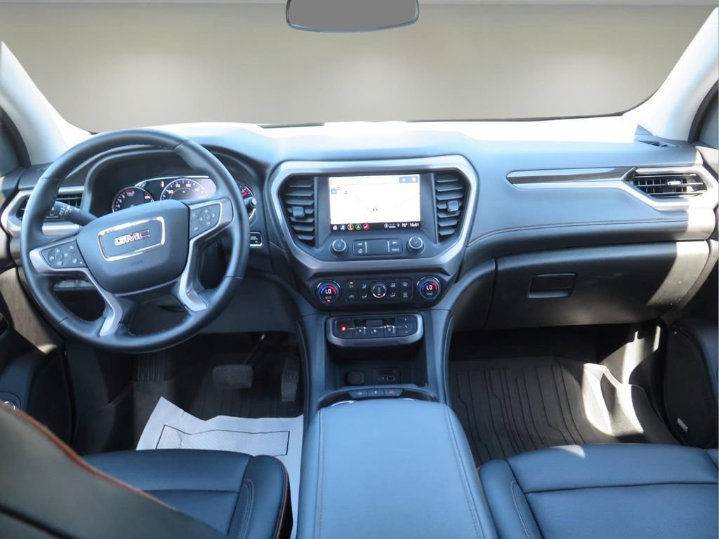 Used 2023 GMC Acadia AT4 w/ Technology Package AWD/4WD image 22