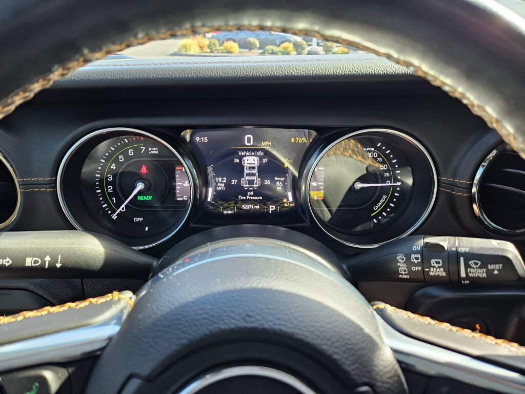 Used 2022 Jeep Wrangler Unlimited Sahara AWD/4WD image 24